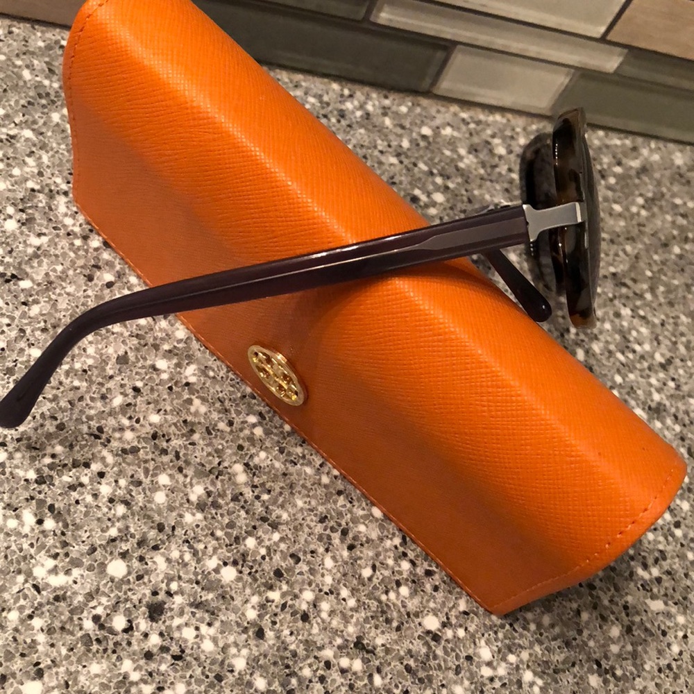 Tory Burch Sunglasses - Picture 3 of 8